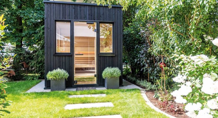 Kompakte Wellnessidylle im Freien für die ganze Familie